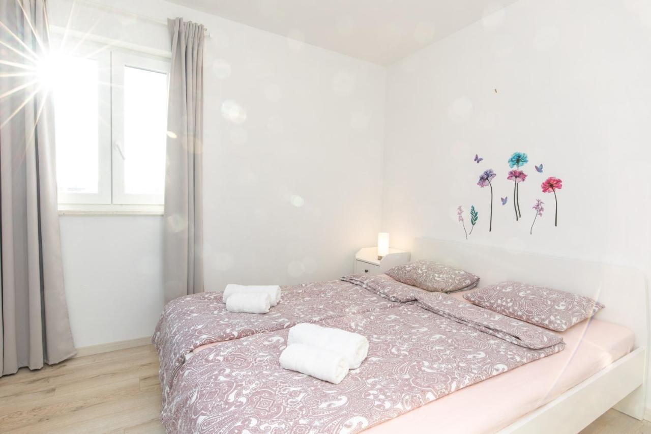Apartments Brig Perfect Countryside Holiday! Крк Экстерьер фото