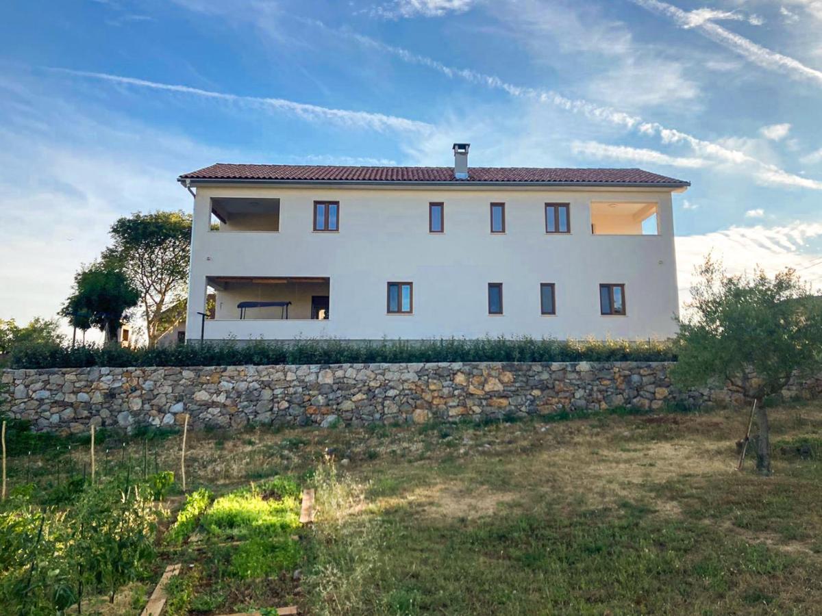 Apartments Brig Perfect Countryside Holiday! Крк Экстерьер фото